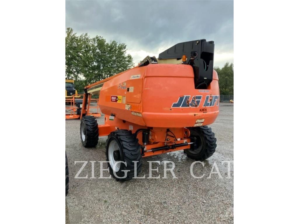 JLG 660SJ Plataforma de trabajo articulada