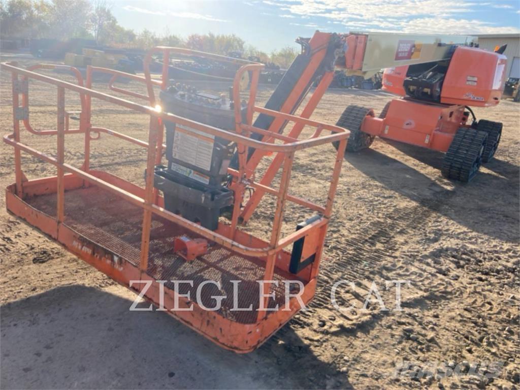 JLG 660SJ Plataforma de trabajo articulada