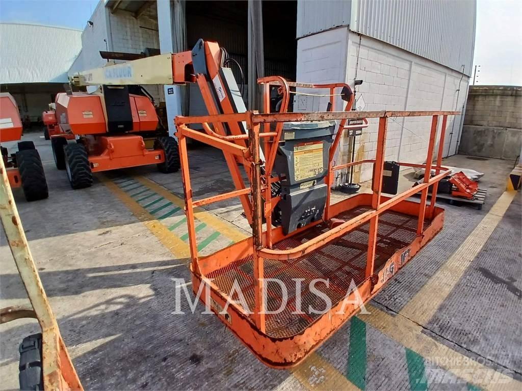 JLG 800 AJ Plataforma de trabajo articulada