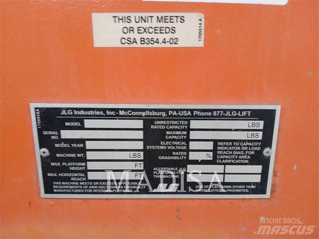 JLG 800 AJ Plataforma de trabajo articulada