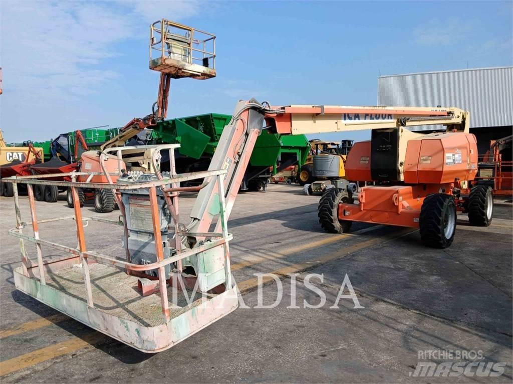 JLG 800 AJ Plataforma de trabajo articulada