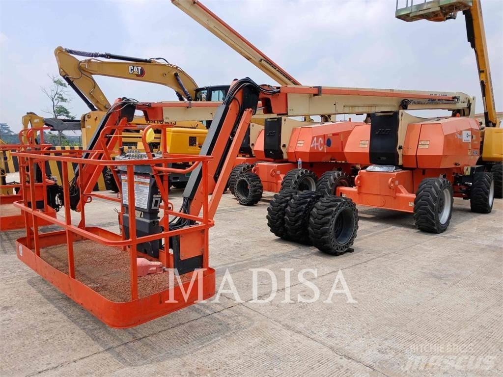 JLG 800 AJ Plataforma de trabajo articulada