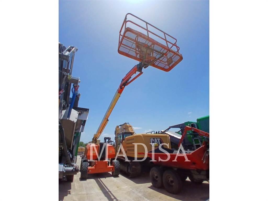 JLG 800 AJ Plataforma de trabajo articulada