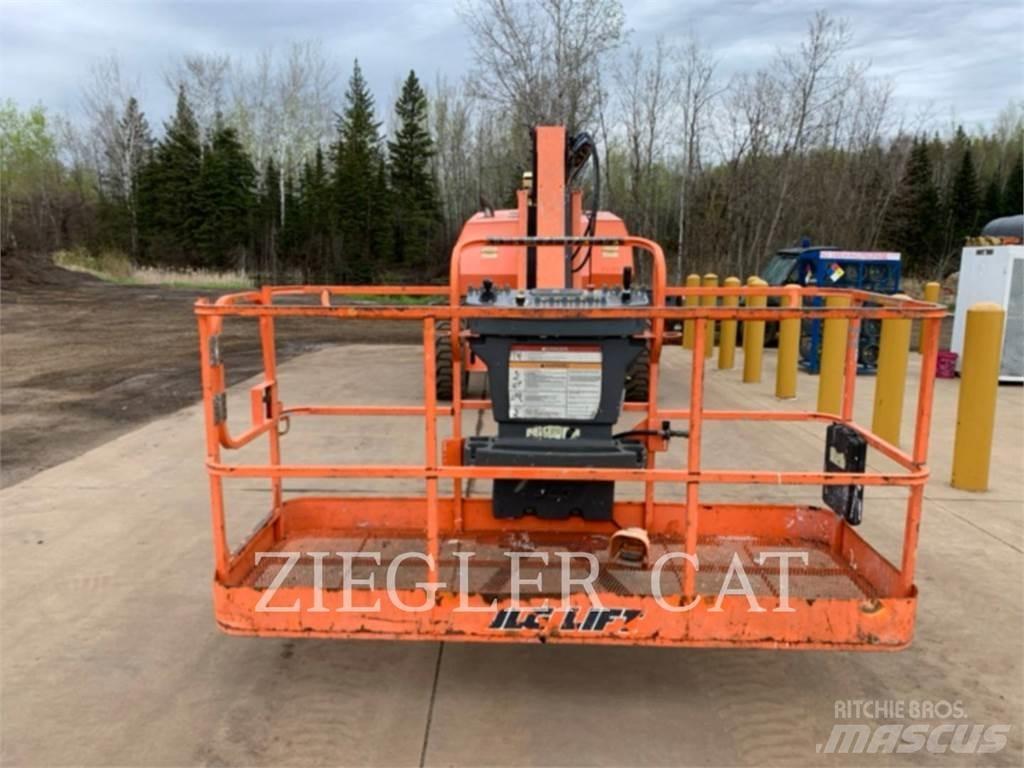 JLG 800AJ Plataforma de trabajo articulada