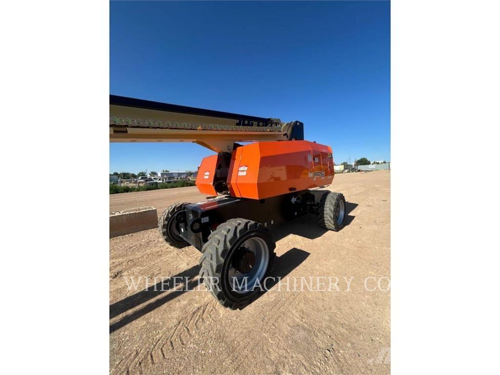 JLG 860SJ Plataforma de trabajo articulada