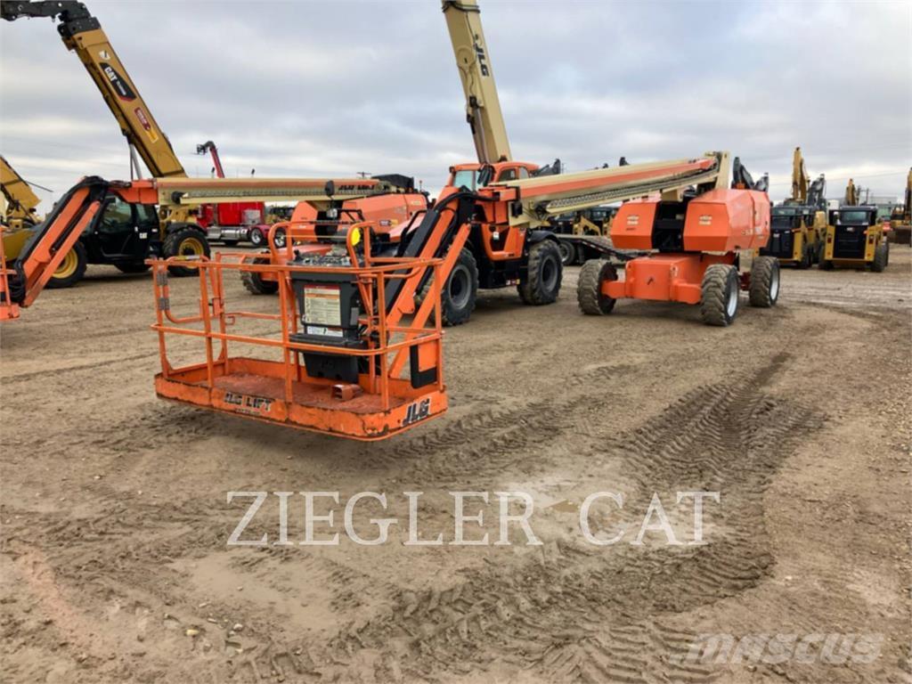 JLG 860SJ Plataforma de trabajo articulada