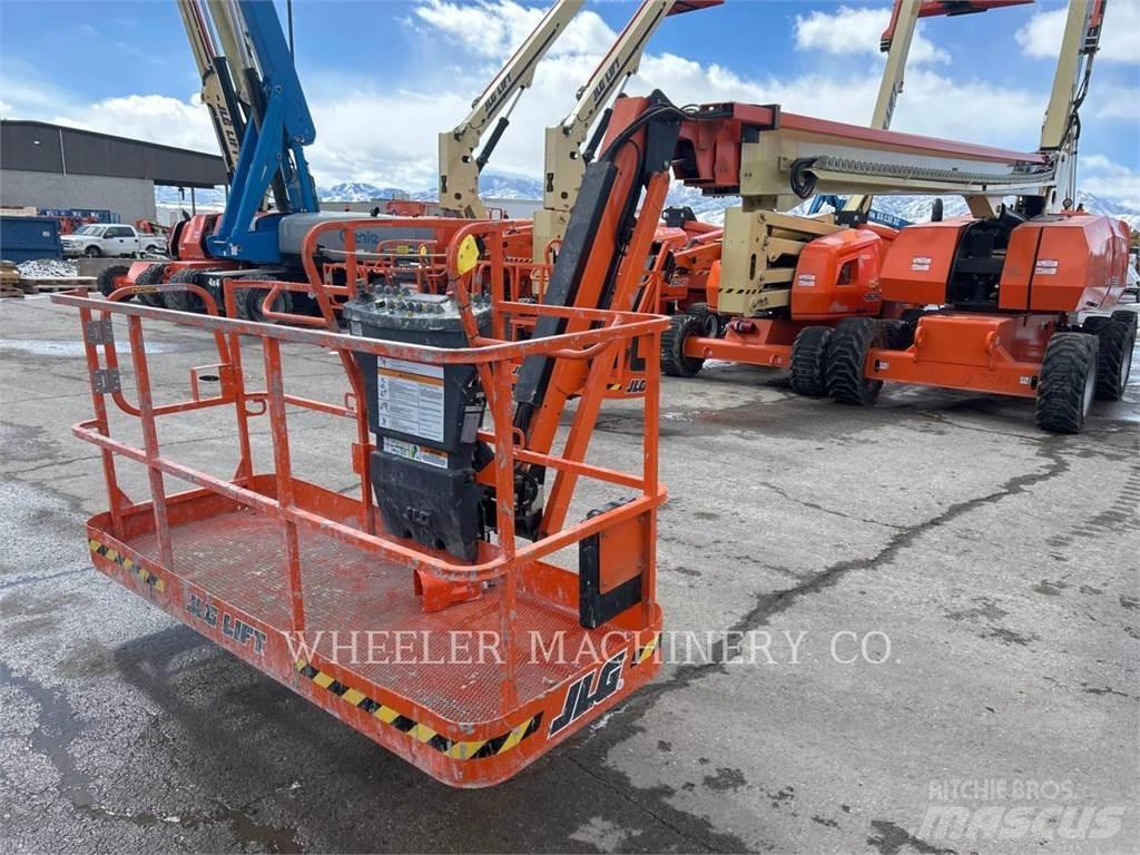JLG 860SJ SP Plataforma de trabajo articulada