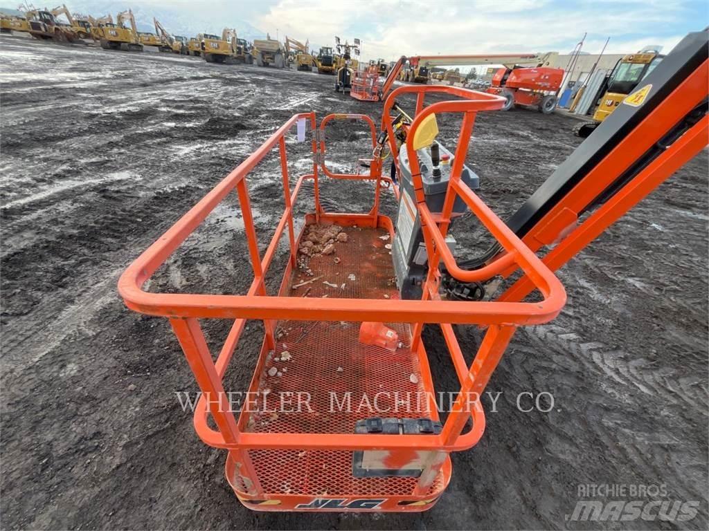 JLG 860SJ SP Plataforma de trabajo articulada