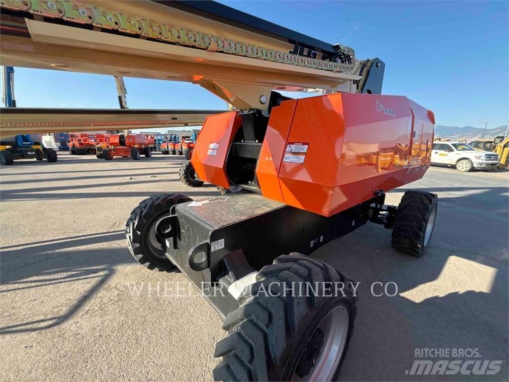 JLG 860SJ SP Plataforma de trabajo articulada