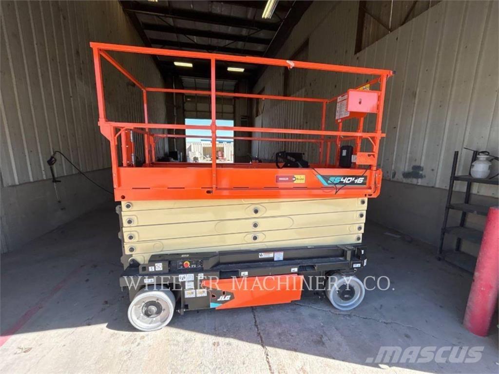 JLG ES4046 Plataformas tijera