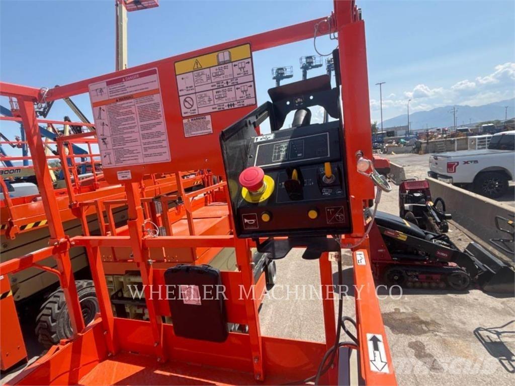 JLG ES4046 Plataformas tijera