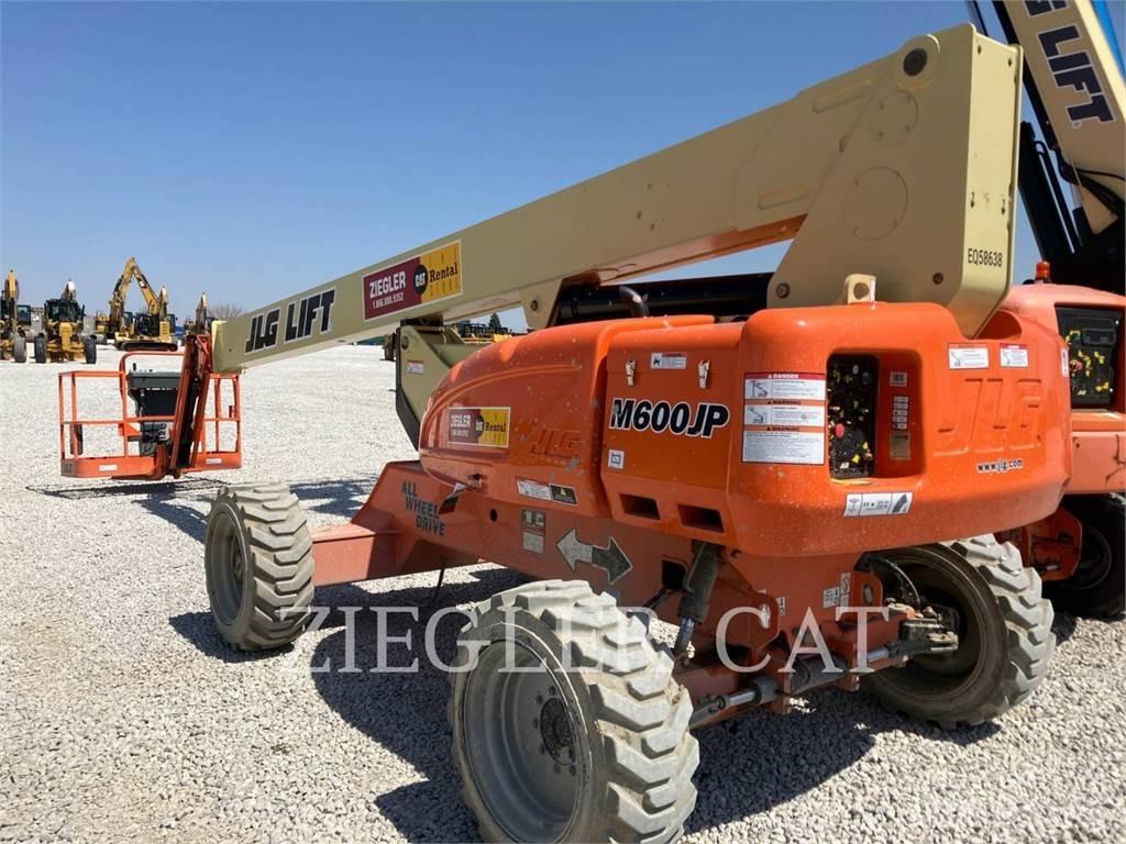 JLG M600JP Plataforma de trabajo articulada