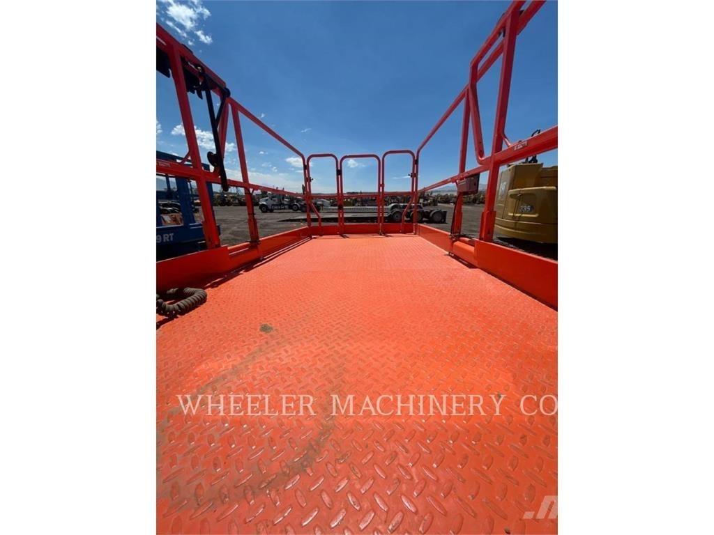 JLG RT3369 Plataformas tijera