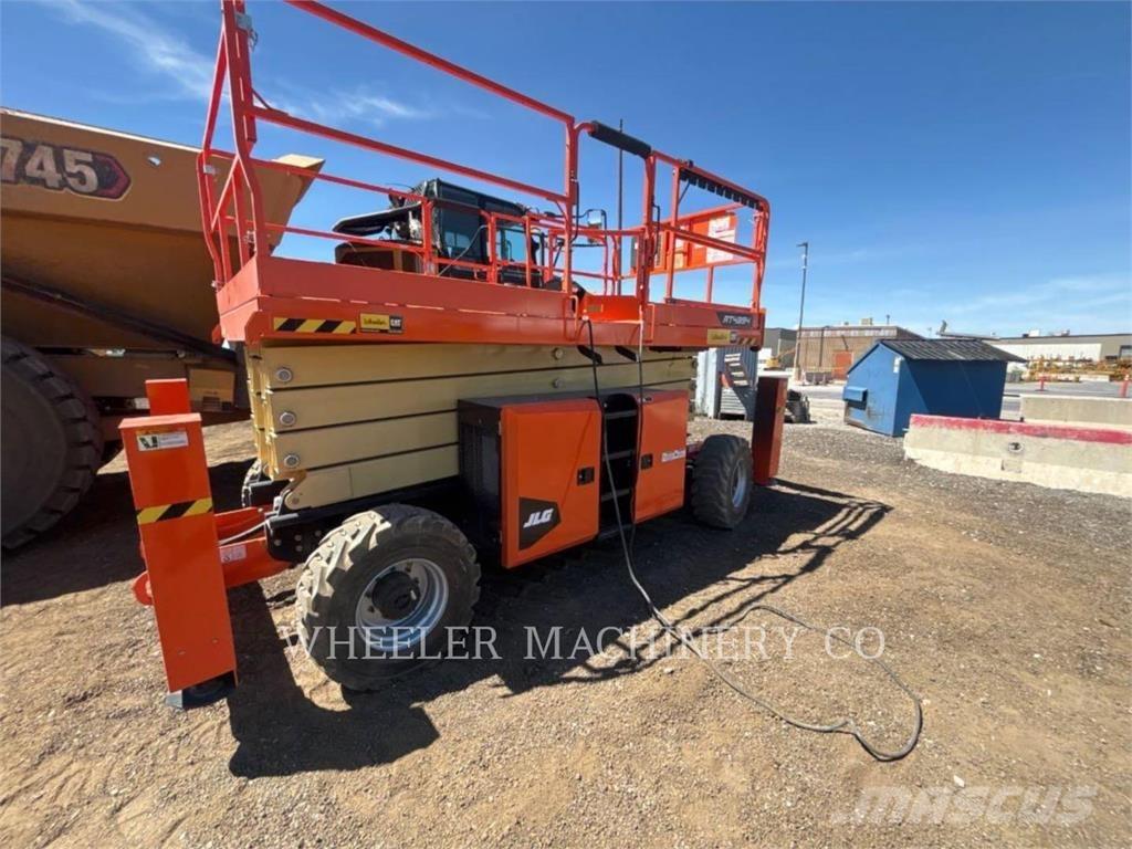 JLG RT4394 Plataformas tijera