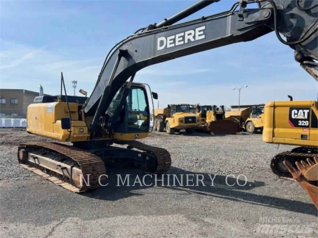 John Deere 210G Excavadoras de cadenas