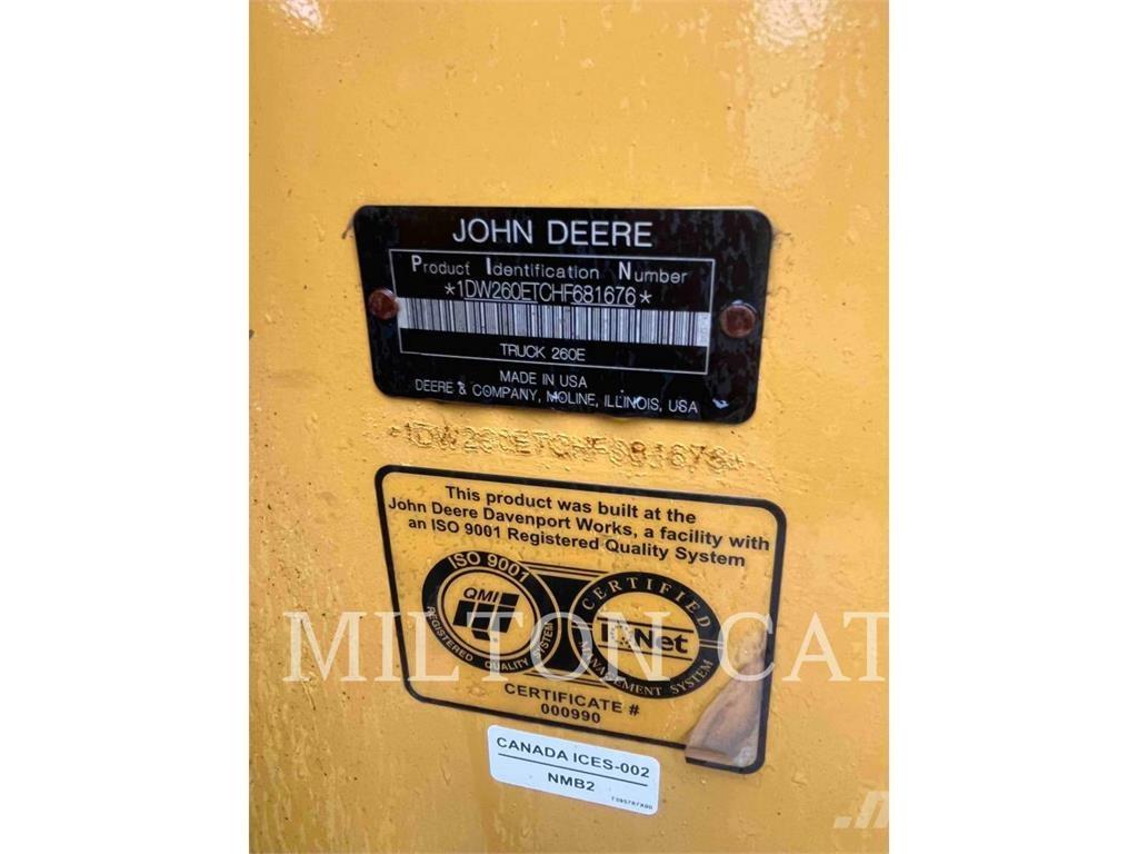 John Deere 260E Dúmpers articulados