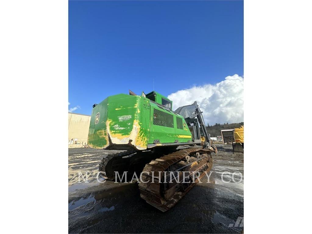 John Deere 3756G Tractor forestal
