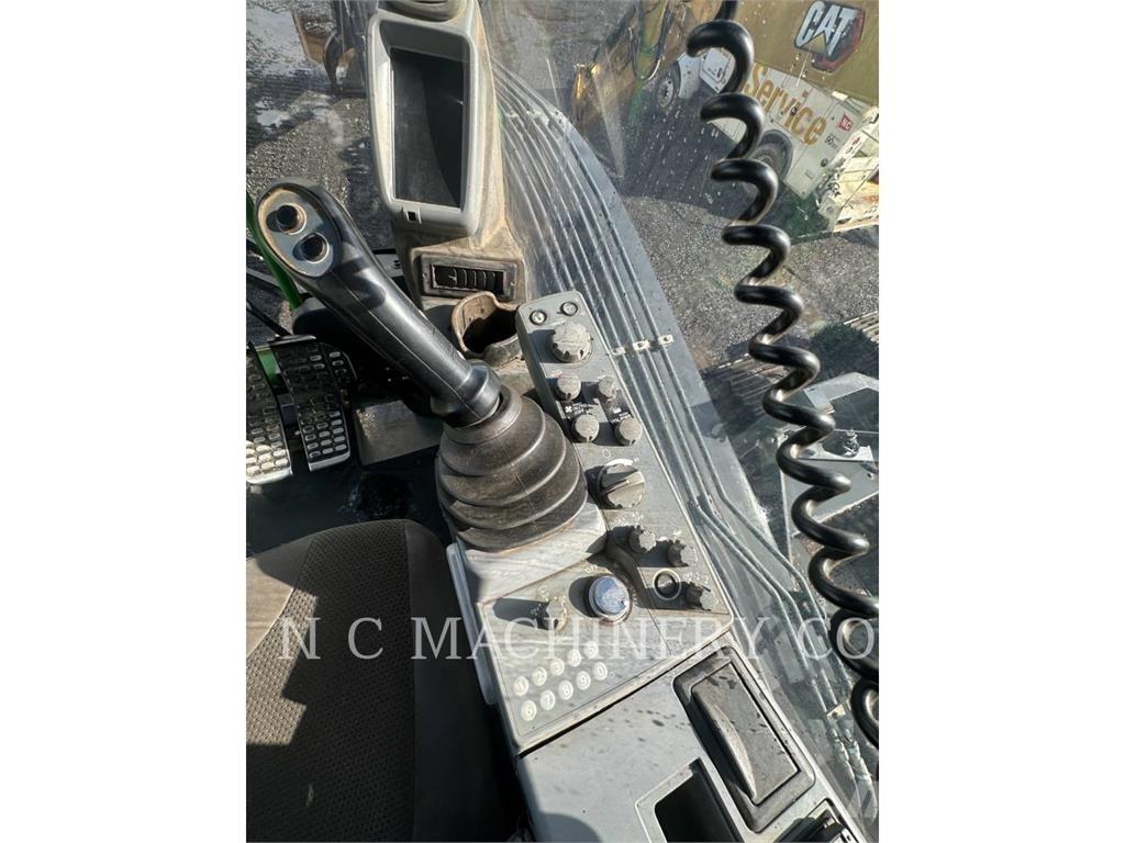 John Deere 3756G Tractor forestal