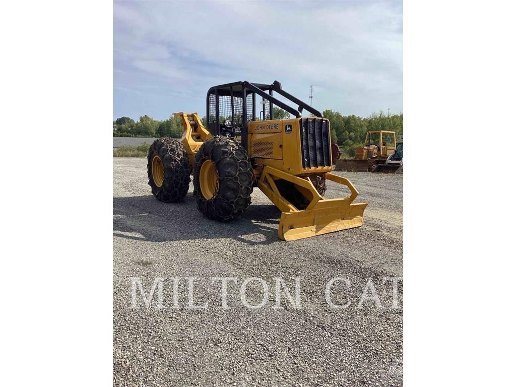 John Deere 640 Arrastrador de troncos