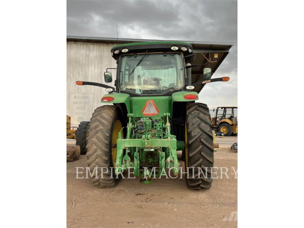 John Deere 7215R Tractores