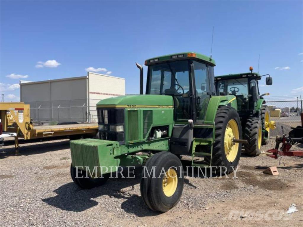 John Deere 7800 Tractores