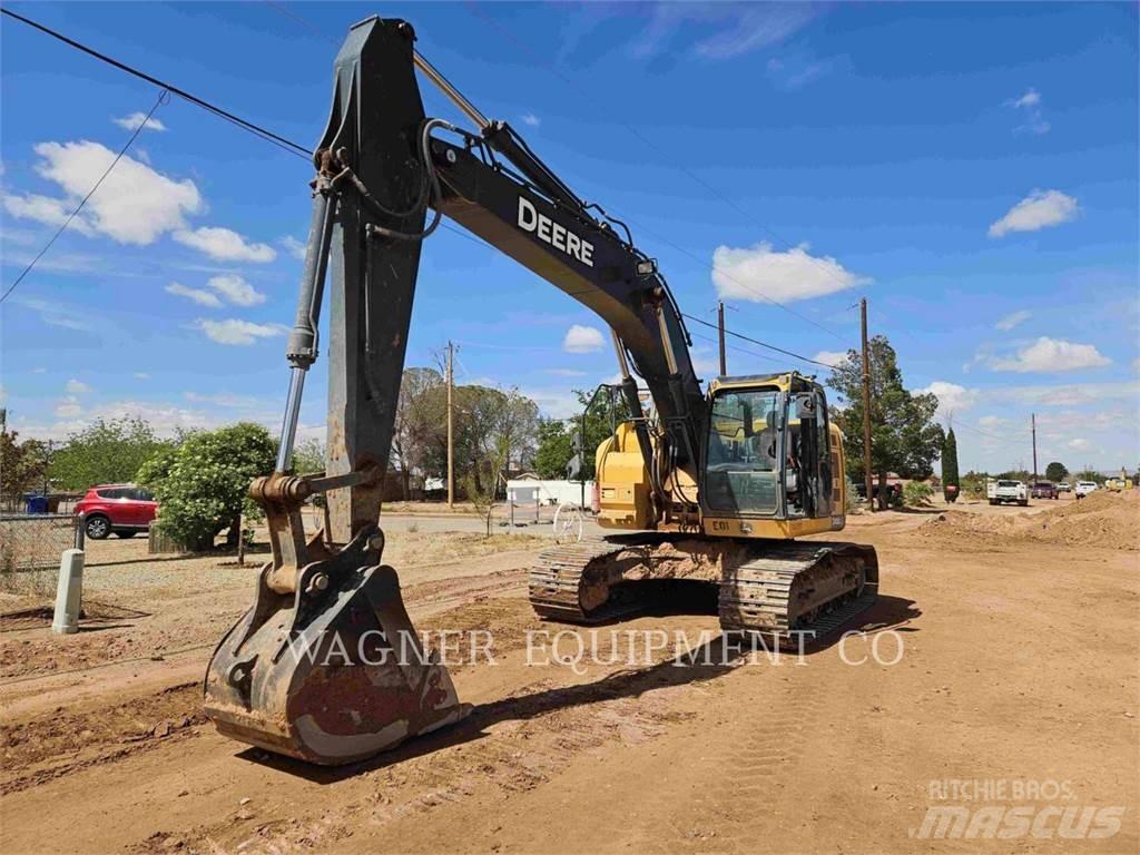 John Deere & CO. 245G LC Excavadoras de cadenas