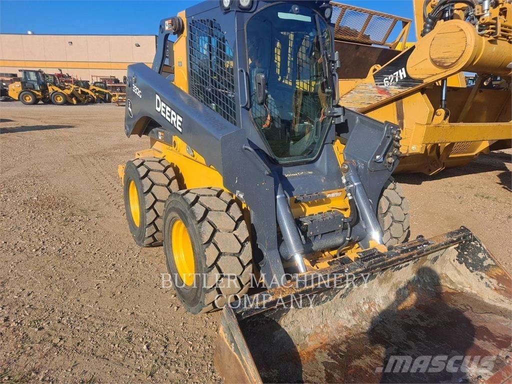 John Deere & CO. 332G Minicargadoras
