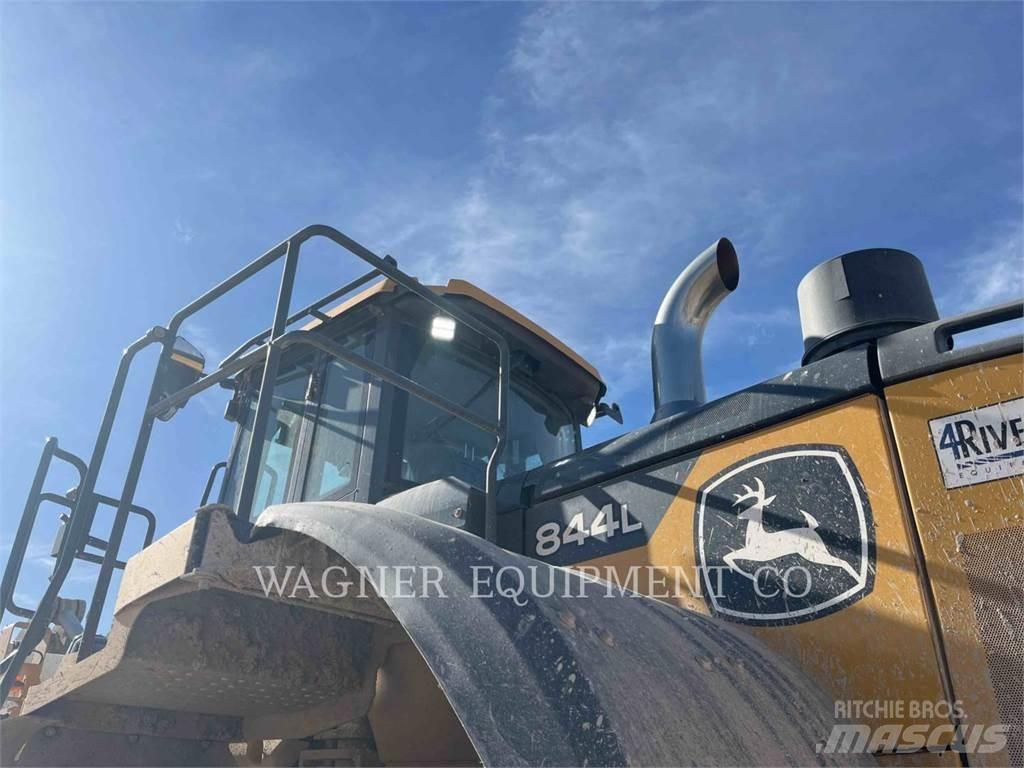 John Deere & CO. 844L AG Cargadoras sobre ruedas
