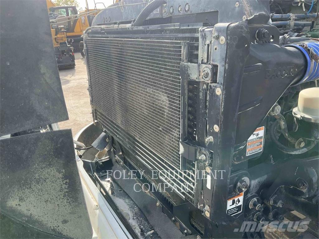 Kenworth WTRTRK4K Camiones cisterna
