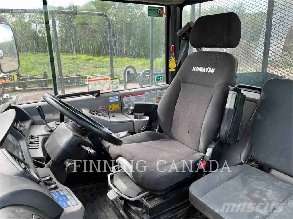 Komatsu CANADA HM300-3 Dúmpers articulados