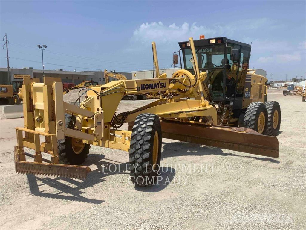 Komatsu GD655-3 Motoniveladoras