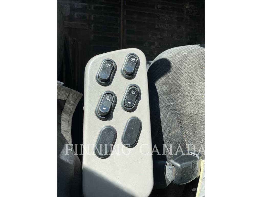 Komatsu HD605-8 Dúmpers articulados