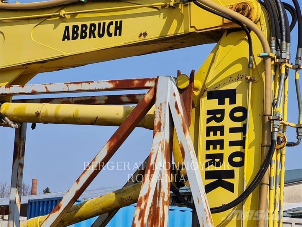 Komatsu PC450LCD-6K Excavadoras de cadenas