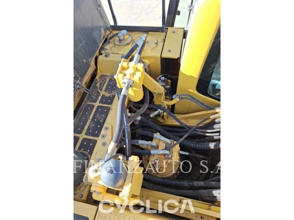 Komatsu PC490 Excavadoras de cadenas