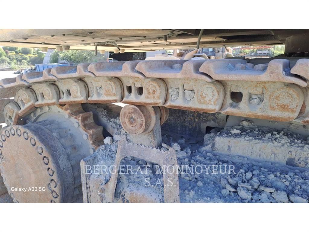 Komatsu PC700LC - 11 Excavadoras de cadenas