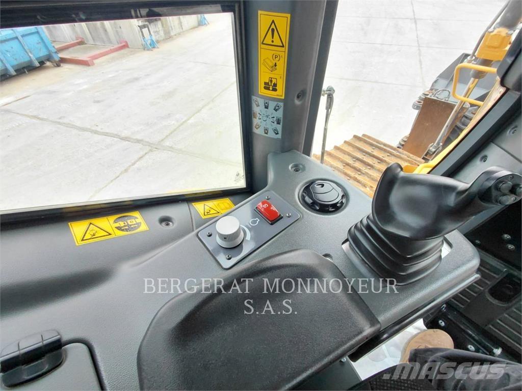 Liebherr PR736 05LGP Buldozer sobre oruga