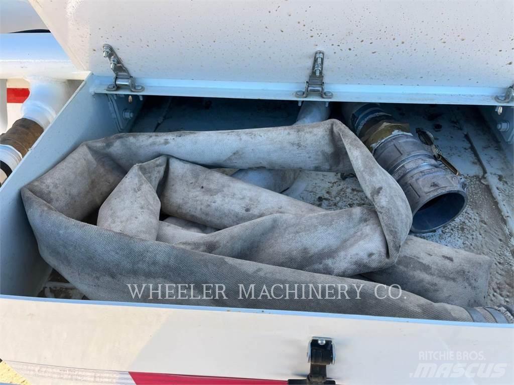 Mack WT2000 A Camiones cisterna