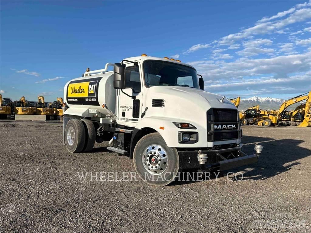 Mack WT2000 A Camiones cisterna