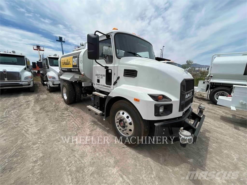 Mack WT2000 A Camiones cisterna
