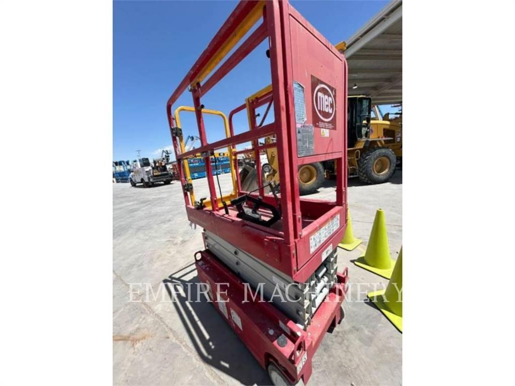 MEC MICRO 13XD Plataforma de trabajo articulada