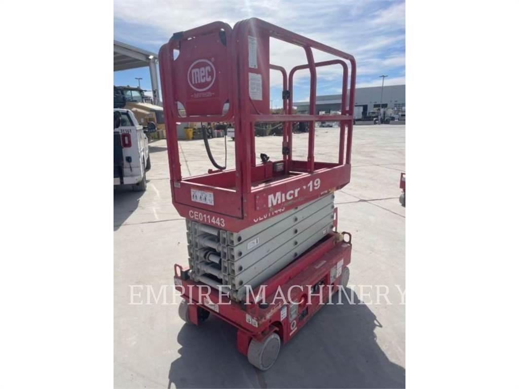 MEC MICRO 19 Plataforma de trabajo articulada