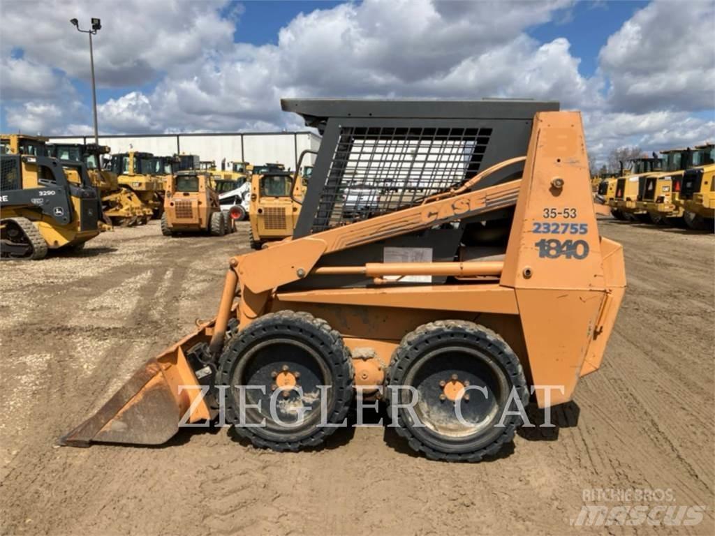 New Holland 1840 Minicargadoras