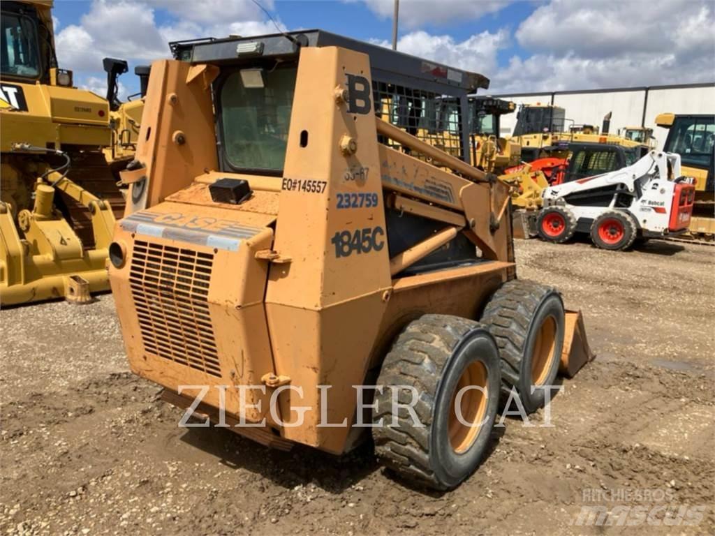 New Holland 1845 Minicargadoras