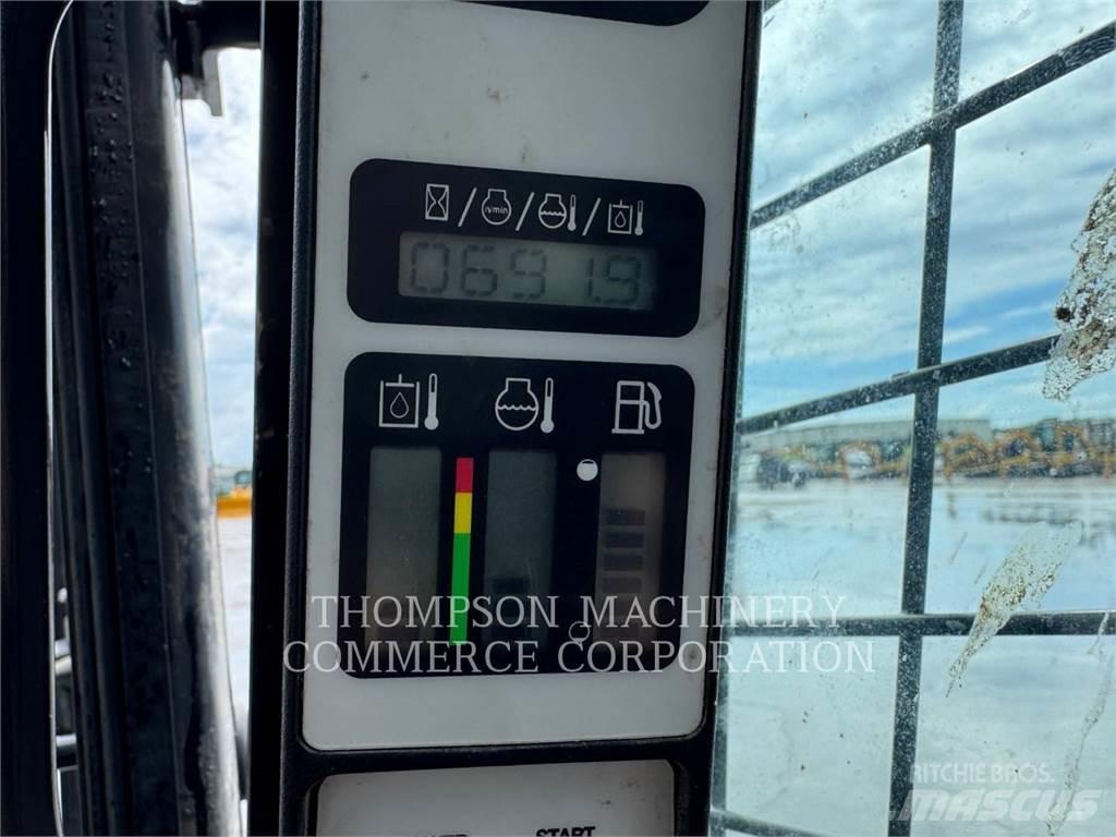 New Holland C237 Cargadoras sobre orugas