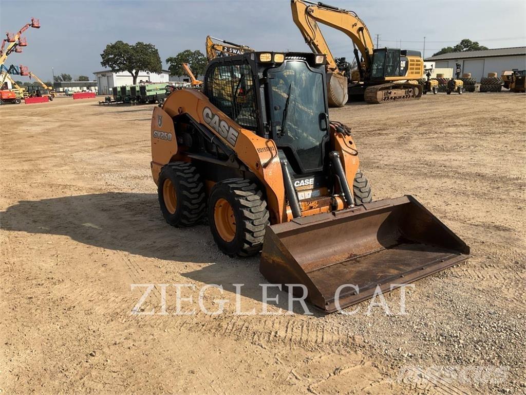 New Holland SV250 Minicargadoras