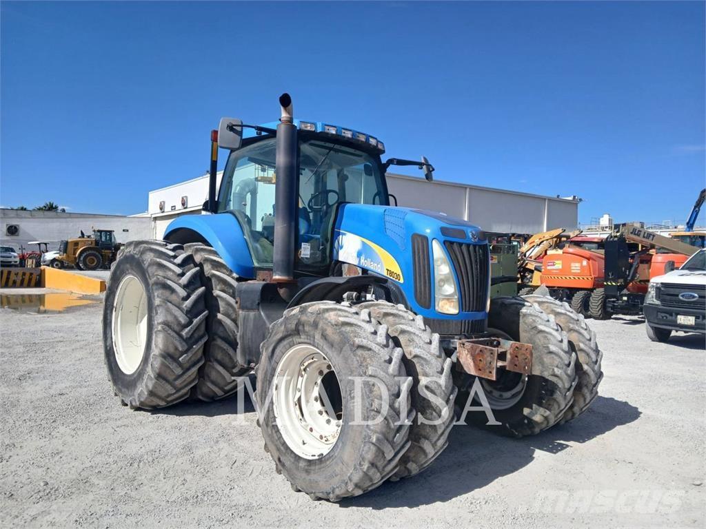 New Holland T8030 Tractores