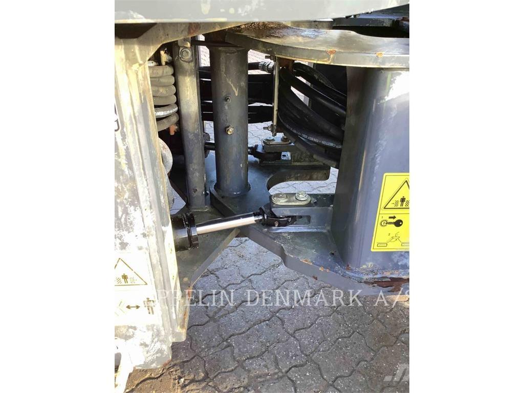 Schaeff TL100 Cargadoras sobre ruedas