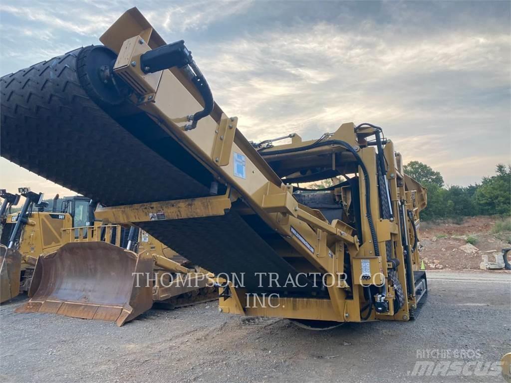 Screen Machine 516T Machacadoras