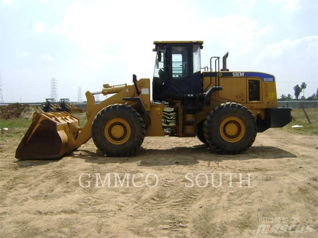 SEM CO. LTD 658C Cargadoras sobre ruedas