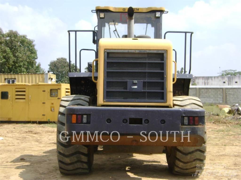 SEM CO. LTD 658C Cargadoras sobre ruedas